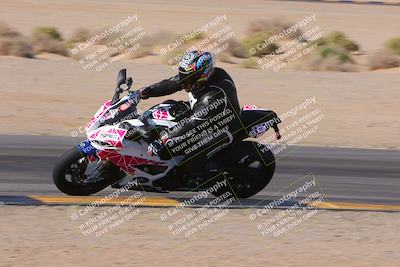 media/Dec-10-2023-SoCal Trackdays (Sun) [[0ce70f5433]]/Turn 9 Inside Set 2 (1115am)/